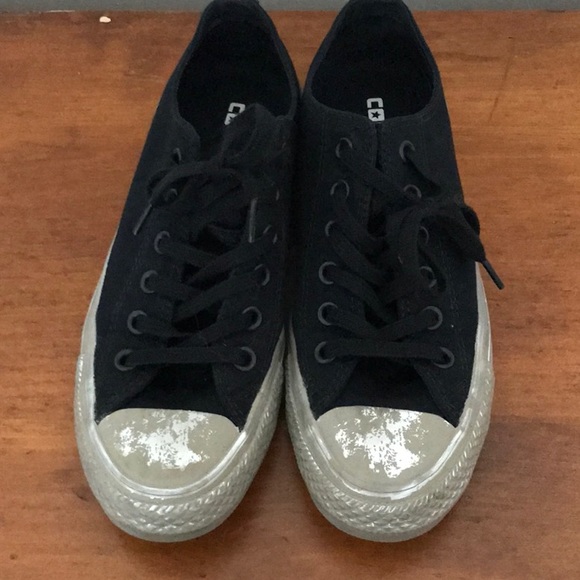 👟Converse Sneakers 👟 - Picture 6 of 6